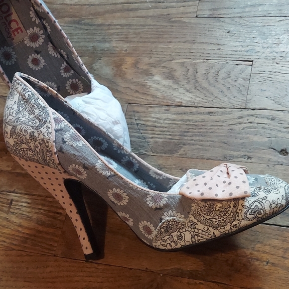 Mojo Moxy Gray and Pink Elegant Heels 7.5M - Picture 5 of 14